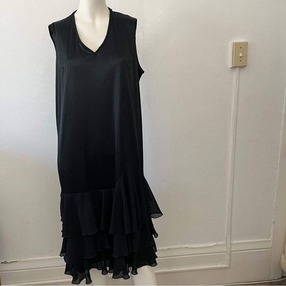 Vintage 90s Ann Hobbs black cocktail tiered ruffled bottom v neck pullover dress